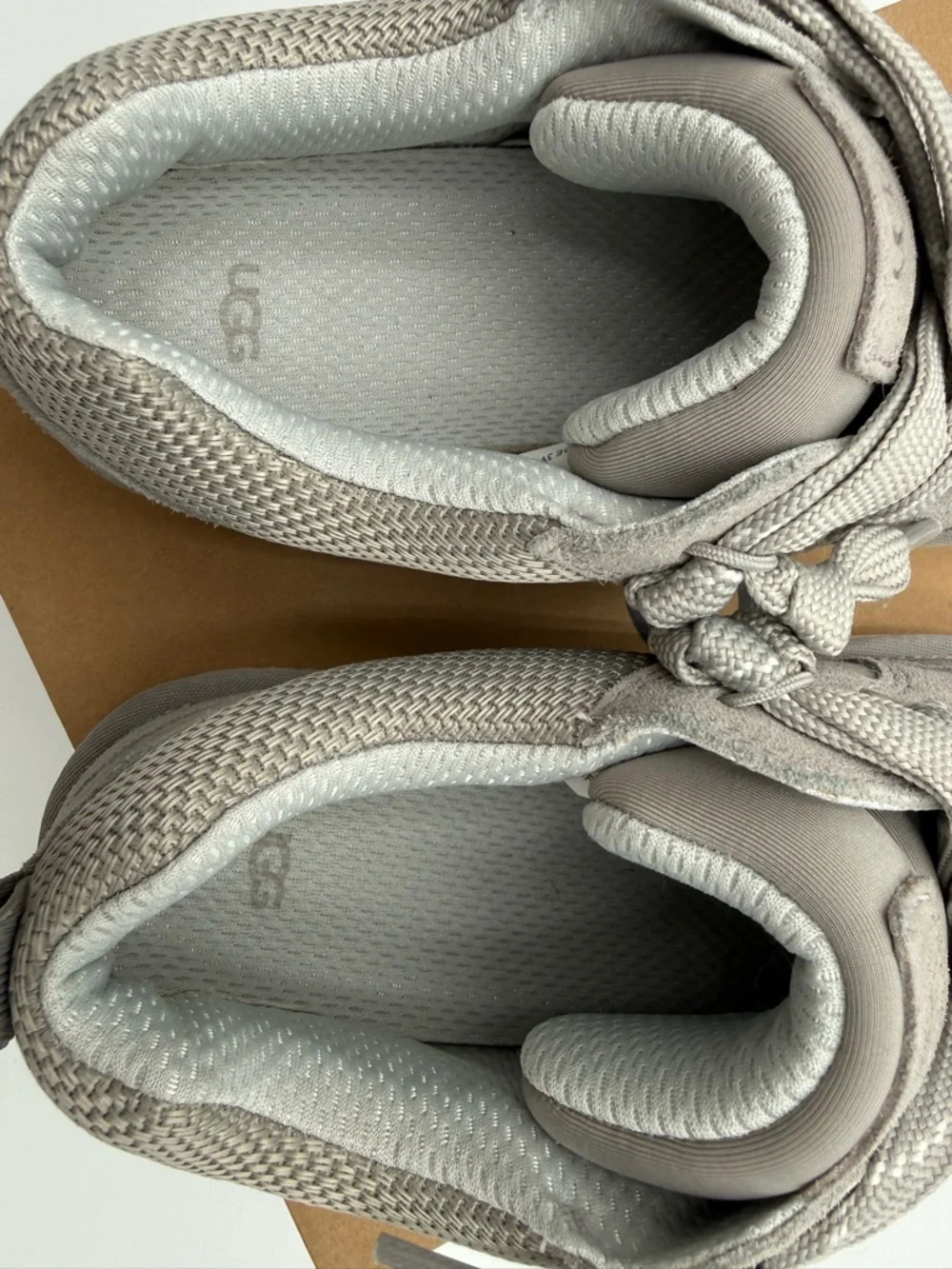 UGG Womens Lo Lowmel in Campfire color. Suede sneakers. Size 9 - Picture 11 of 16